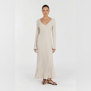 REIGN STONE SLEEVED KNIT MIDI DRESS